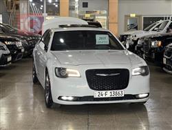 کرایسلەر 300